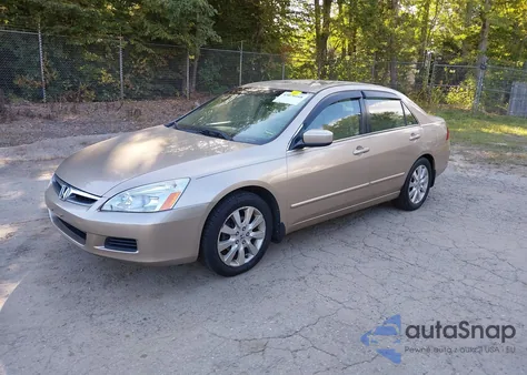 2007 Honda Accord 3.0 Ex z USA, uszkodzony, nr VIN 1HGCM66597A001726